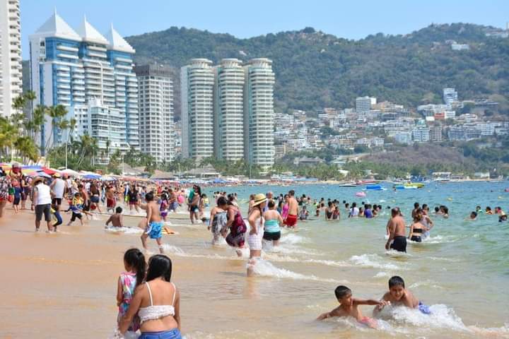 Playas del país registran alta afluencia en Viernes Santo